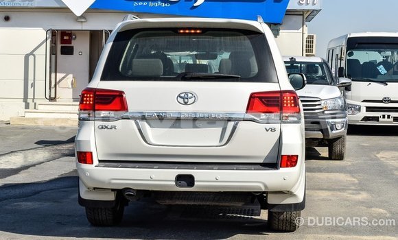 Buy Import Toyota Land Cruiser White Car in Import - Dubai in Attapeu Province Buy Import Toyota Land Cruiser White Car in Import - Dubai in Attapeu Province