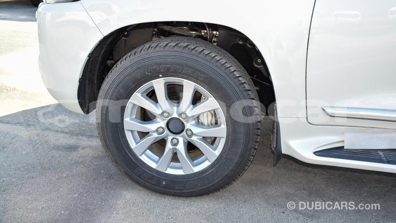 Big with watermark toyota land cruiser attapeu province import dubai 2146