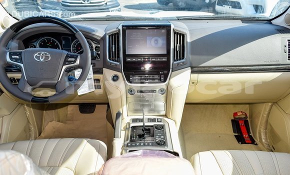 Buy Import Toyota Land Cruiser Black Car in Import - Dubai in Attapeu Province Buy Import Toyota Land Cruiser Black Car in Import - Dubai in Attapeu Province