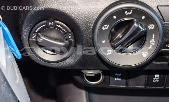 Buy Import Toyota Hilux White Car in Import - Dubai in Attapeu Province Buy Import Toyota Hilux White Car in Import - Dubai in Attapeu Province