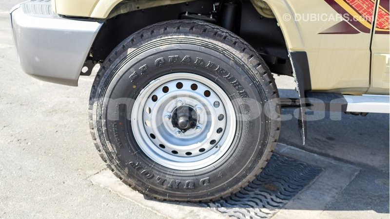 Big with watermark toyota land cruiser attapeu province import dubai 2150