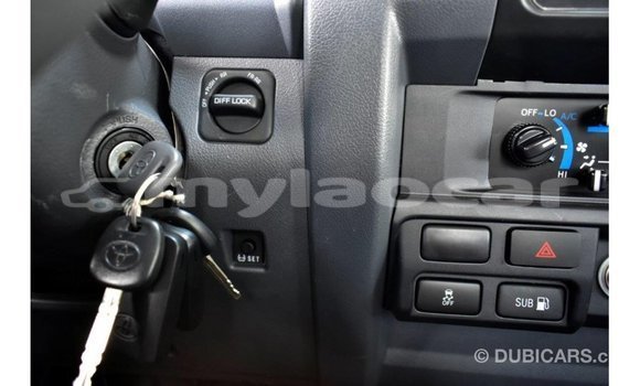 Buy Import Toyota Land Cruiser Red Car in Import - Dubai in Attapeu Province Buy Import Toyota Land Cruiser Red Car in Import - Dubai in Attapeu Province