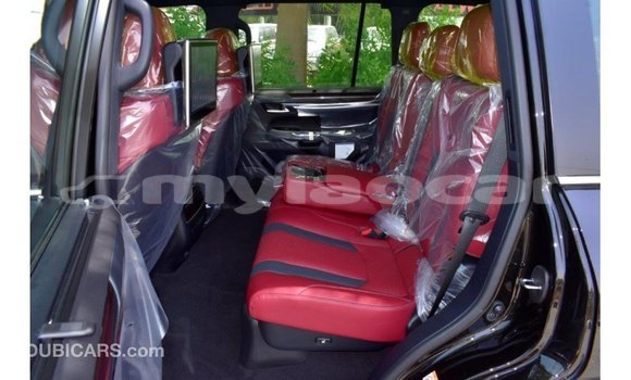 Acheter Import Voiture Lexus LX Noir à Import - Dubai, Attapeu Province Acheter Import Voiture Lexus LX Noir à Import - Dubai, Attapeu Province