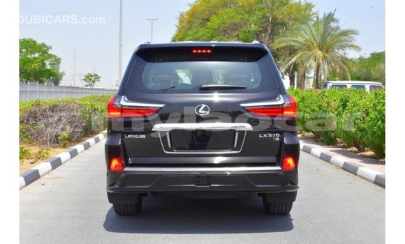 Acheter Import Voiture Lexus LX Noir à Import - Dubai, Attapeu Province Acheter Import Voiture Lexus LX Noir à Import - Dubai, Attapeu Province