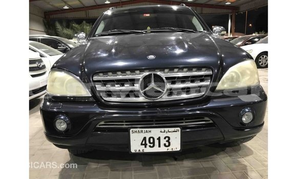 Buy Import Mercedes-Benz 190 (W201) Blue Car in Import - Dubai in Attapeu Province Buy Import Mercedes-Benz 190 (W201) Blue Car in Import - Dubai in Attapeu Province