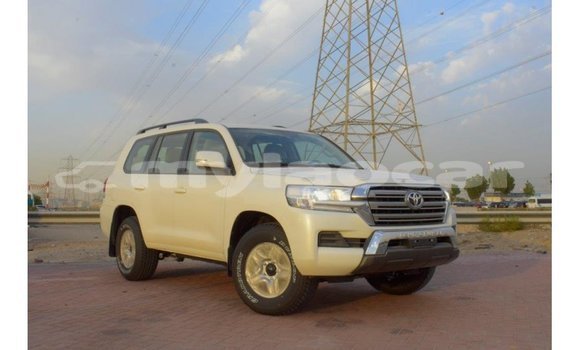 Buy Import Toyota Land Cruiser White Car in Import - Dubai in Attapeu Province Buy Import Toyota Land Cruiser White Car in Import - Dubai in Attapeu Province