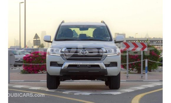 Buy Import Toyota Land Cruiser White Car in Import - Dubai in Attapeu Province Buy Import Toyota Land Cruiser White Car in Import - Dubai in Attapeu Province