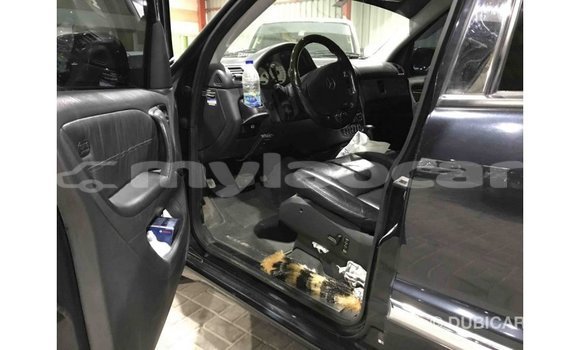 Buy Import Mercedes-Benz 190 (W201) Blue Car in Import - Dubai in Attapeu Province Buy Import Mercedes-Benz 190 (W201) Blue Car in Import - Dubai in Attapeu Province