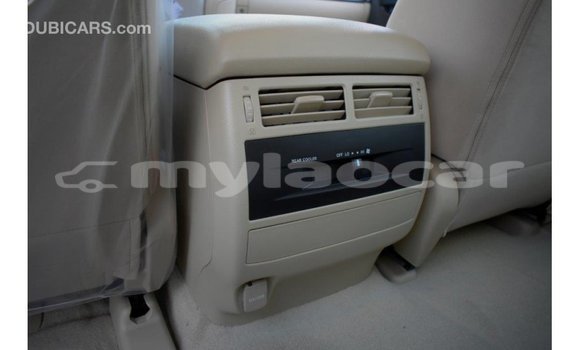 Buy Import Toyota Land Cruiser White Car in Import - Dubai in Attapeu Province Buy Import Toyota Land Cruiser White Car in Import - Dubai in Attapeu Province