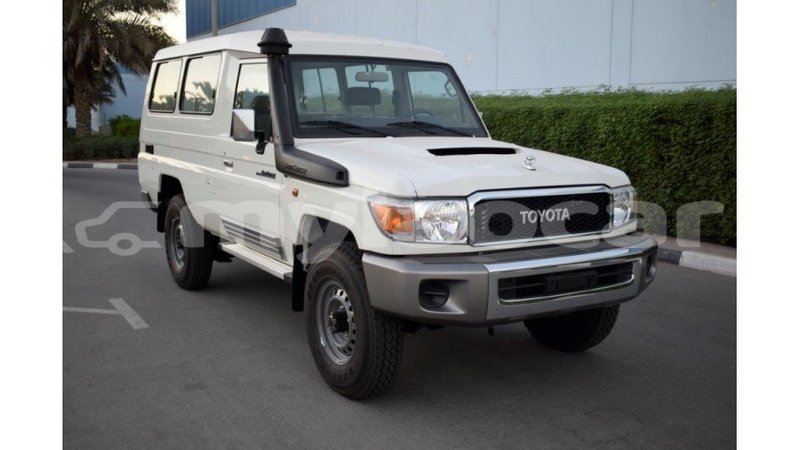 Big with watermark toyota land cruiser attapeu province import dubai 2185