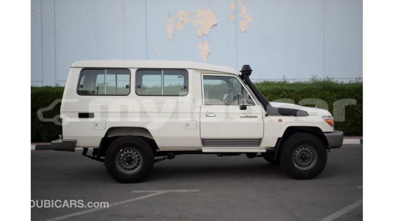 Big with watermark toyota land cruiser attapeu province import dubai 2185