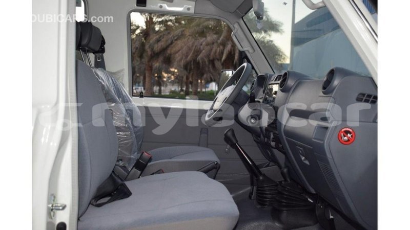 Big with watermark toyota land cruiser attapeu province import dubai 2185