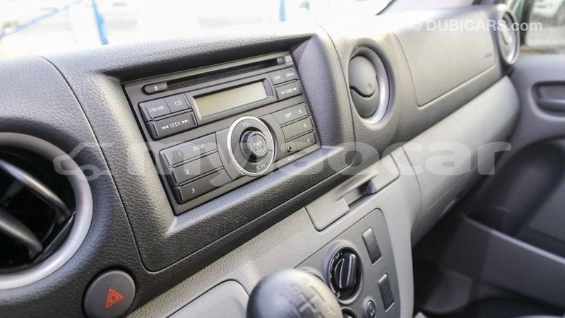 Big with watermark nissan urvan attapeu province import dubai 2187