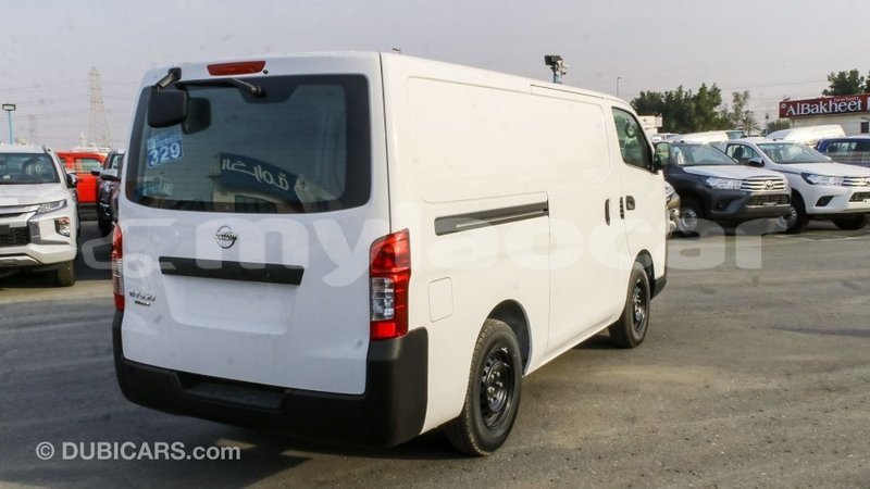 Big with watermark nissan urvan attapeu province import dubai 2187