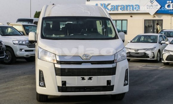 Buy Import Toyota Hiace White Car in Import - Dubai in Attapeu Province Buy Import Toyota Hiace White Car in Import - Dubai in Attapeu Province
