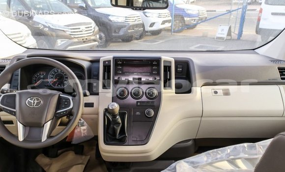 Buy Import Toyota Hiace White Car in Import - Dubai in Attapeu Province Buy Import Toyota Hiace White Car in Import - Dubai in Attapeu Province