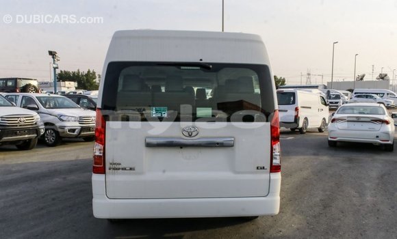 Buy Import Toyota Hiace White Car in Import - Dubai in Attapeu Province Buy Import Toyota Hiace White Car in Import - Dubai in Attapeu Province