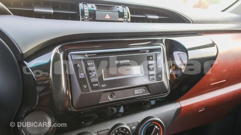 Big with watermark toyota hilux attapeu province import dubai 2189