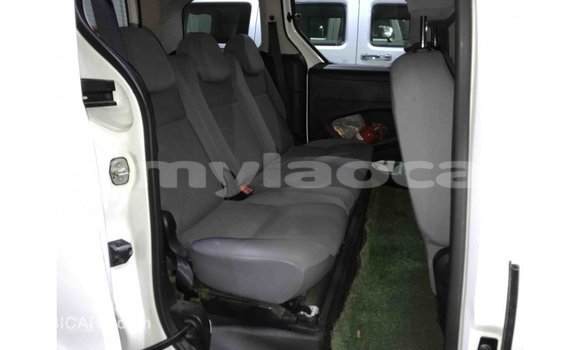 Buy Import Peugeot Partner White Car in Import - Dubai in Attapeu Province