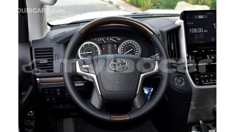 Big with watermark toyota land cruiser attapeu province import dubai 2193