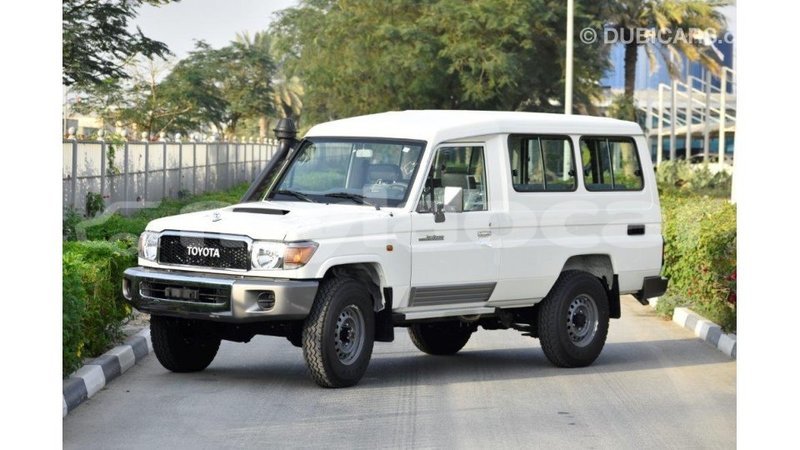 Big with watermark toyota land cruiser attapeu province import dubai 2200