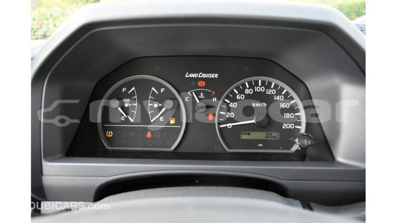 Big with watermark toyota land cruiser attapeu province import dubai 2200