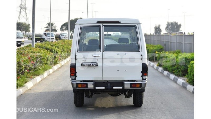Big with watermark toyota land cruiser attapeu province import dubai 2200