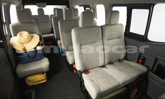 Buy Used Nissan Urvan Silver Car in Vientiane in Vientiane Province Buy Used Nissan Urvan Silver Car in Vientiane in Vientiane Province