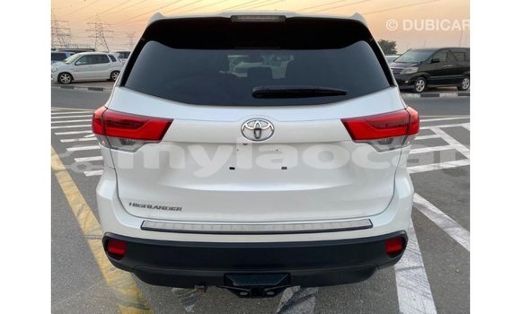Buy Import Toyota Highlander White Car in Import - Dubai in Attapeu Province Buy Import Toyota Highlander White Car in Import - Dubai in Attapeu Province