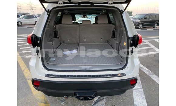 Buy Import Toyota Highlander White Car in Import - Dubai in Attapeu Province Buy Import Toyota Highlander White Car in Import - Dubai in Attapeu Province