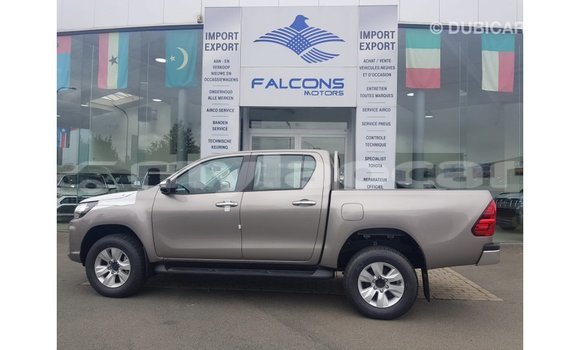 Buy Import Toyota Hilux Other Car in Import - Dubai in Attapeu Province Buy Import Toyota Hilux Other Car in Import - Dubai in Attapeu Province