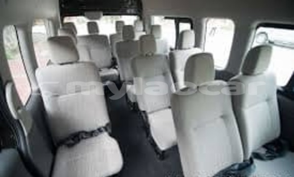 Buy Used Nissan Urvan Silver Car in Vientiane in Vientiane Province Buy Used Nissan Urvan Silver Car in Vientiane in Vientiane Province