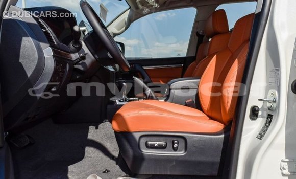 Buy Import Toyota Land Cruiser White Car in Import - Dubai in Attapeu Province Buy Import Toyota Land Cruiser White Car in Import - Dubai in Attapeu Province