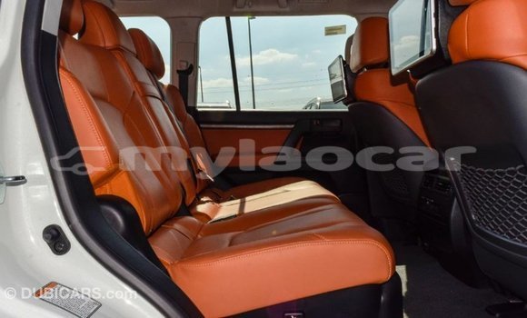 Buy Import Toyota Land Cruiser White Car in Import - Dubai in Attapeu Province Buy Import Toyota Land Cruiser White Car in Import - Dubai in Attapeu Province