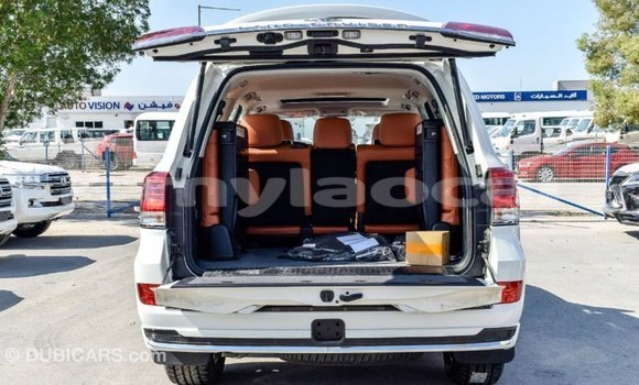 Buy Import Toyota Land Cruiser White Car in Import - Dubai in Attapeu Province Buy Import Toyota Land Cruiser White Car in Import - Dubai in Attapeu Province
