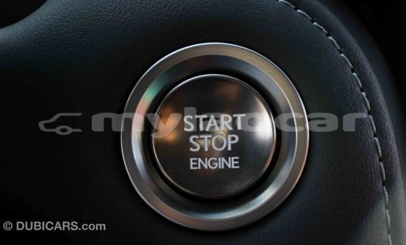 Acheter Import Voiture Lexus LX Blanc à Import - Dubai, Attapeu Province Acheter Import Voiture Lexus LX Blanc à Import - Dubai, Attapeu Province