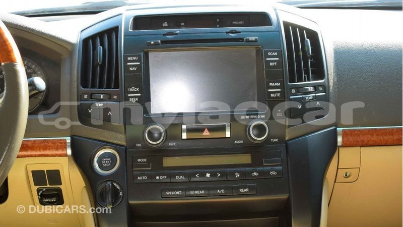 Big with watermark ee52c4f9 07f1 436b abd5 f194ee85859a