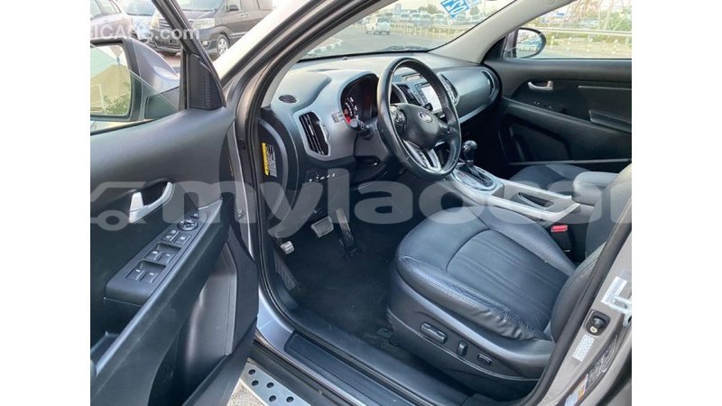 Big with watermark kia sportage attapeu province import dubai 2234