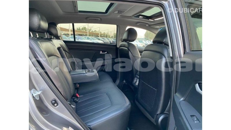 Big with watermark kia sportage attapeu province import dubai 2234