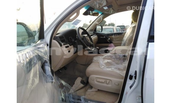 Buy Import Lexus LX White Car in Import - Dubai in Attapeu Province Buy Import Lexus LX White Car in Import - Dubai in Attapeu Province