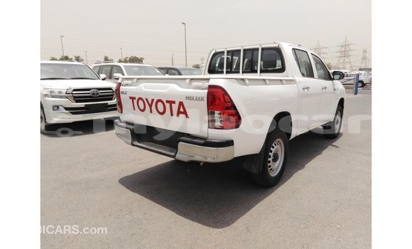 Buy Import Toyota Hilux White Car in Import - Dubai in Attapeu Province Buy Import Toyota Hilux White Car in Import - Dubai in Attapeu Province