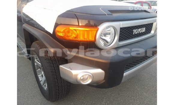Buy Import Toyota FJ Cruiser Black Car in Import - Dubai in Attapeu Province Buy Import Toyota FJ Cruiser Black Car in Import - Dubai in Attapeu Province