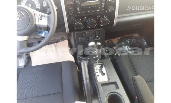 Buy Import Toyota FJ Cruiser Black Car in Import - Dubai in Attapeu Province Buy Import Toyota FJ Cruiser Black Car in Import - Dubai in Attapeu Province