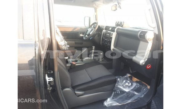 Buy Import Toyota FJ Cruiser Black Car in Import - Dubai in Attapeu Province Buy Import Toyota FJ Cruiser Black Car in Import - Dubai in Attapeu Province