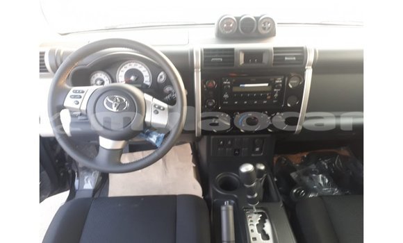 Buy Import Toyota FJ Cruiser Black Car in Import - Dubai in Attapeu Province Buy Import Toyota FJ Cruiser Black Car in Import - Dubai in Attapeu Province