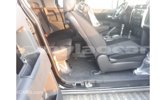 Buy Import Toyota FJ Cruiser Black Car in Import - Dubai in Attapeu Province Buy Import Toyota FJ Cruiser Black Car in Import - Dubai in Attapeu Province
