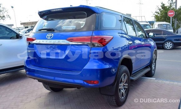 Acheter Import Voiture Toyota Fortuner Bleu à Import - Dubai, Attapeu Province Acheter Import Voiture Toyota Fortuner Bleu à Import - Dubai, Attapeu Province