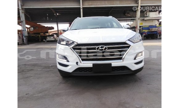 Buy Import Hyundai Tucson White Car in Import - Dubai in Attapeu Province Buy Import Hyundai Tucson White Car in Import - Dubai in Attapeu Province