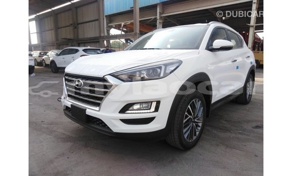 Buy Import Hyundai Tucson White Car in Import - Dubai in Attapeu Province Buy Import Hyundai Tucson White Car in Import - Dubai in Attapeu Province