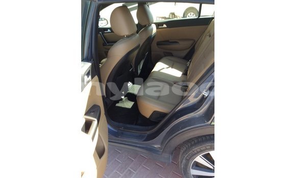 Buy Import Kia Sportage Blue Car in Import - Dubai in Attapeu Province Buy Import Kia Sportage Blue Car in Import - Dubai in Attapeu Province